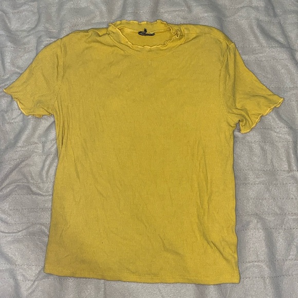 Mustard yellow top - Picture 1 of 1